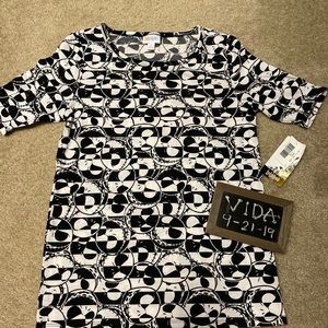 Lularoe Gigi Size Small Jack Skelington